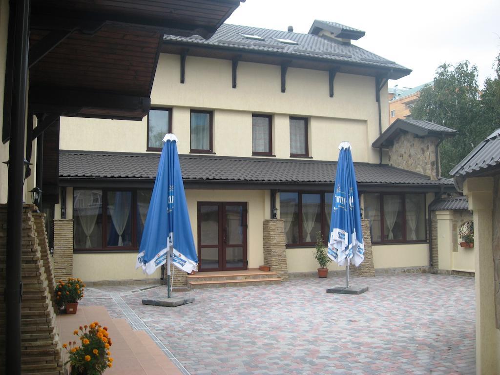 Shato Paradis Hotel Irpin Luaran gambar