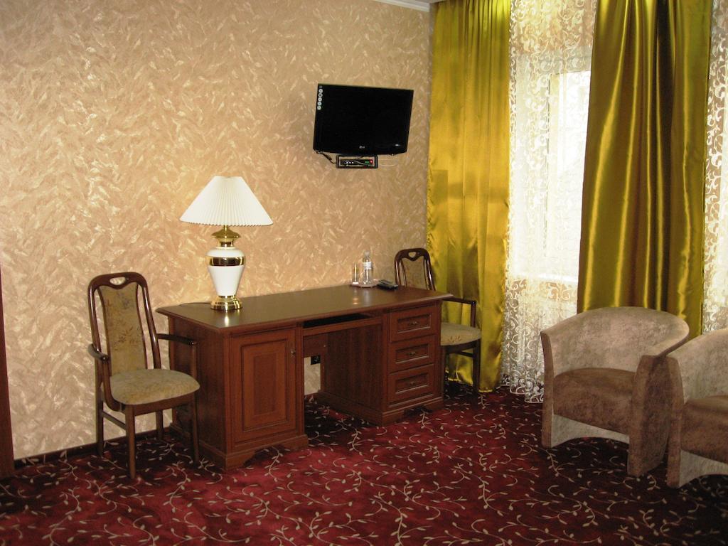 Shato Paradis Hotel Irpin Bilik gambar